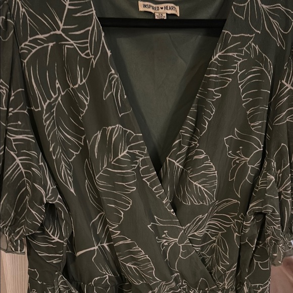 Inspired Hearts Green Puff Sleeve Wrap Midi Dress - Picture 3 of 6